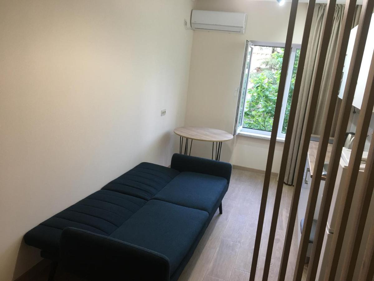 Room 27 In 쿠타이시 외부 사진