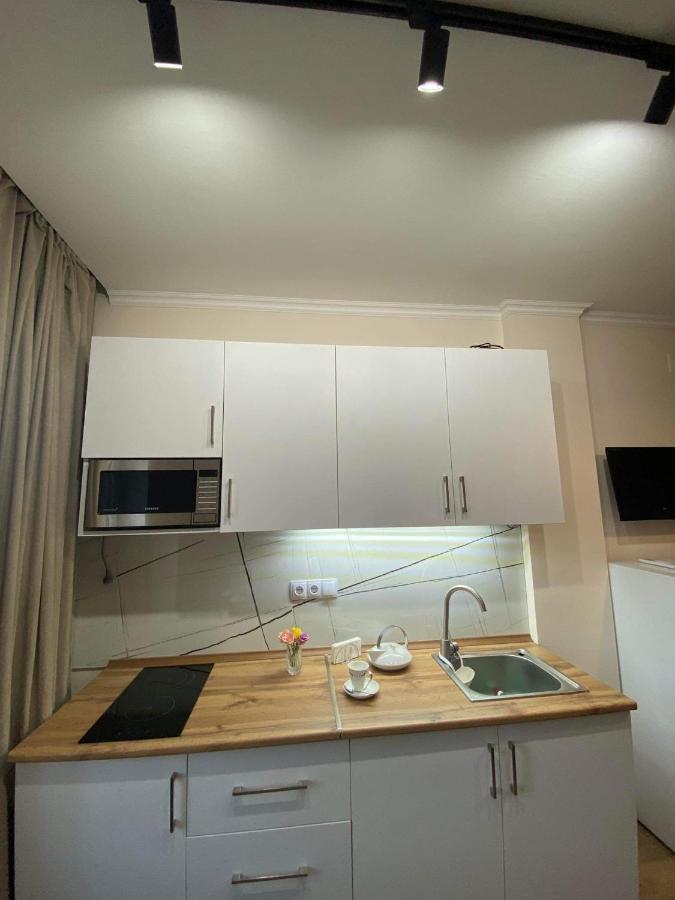 Room 27 In 쿠타이시 외부 사진