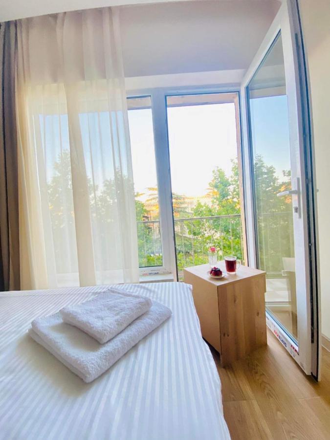 Room 27 In 쿠타이시 외부 사진
